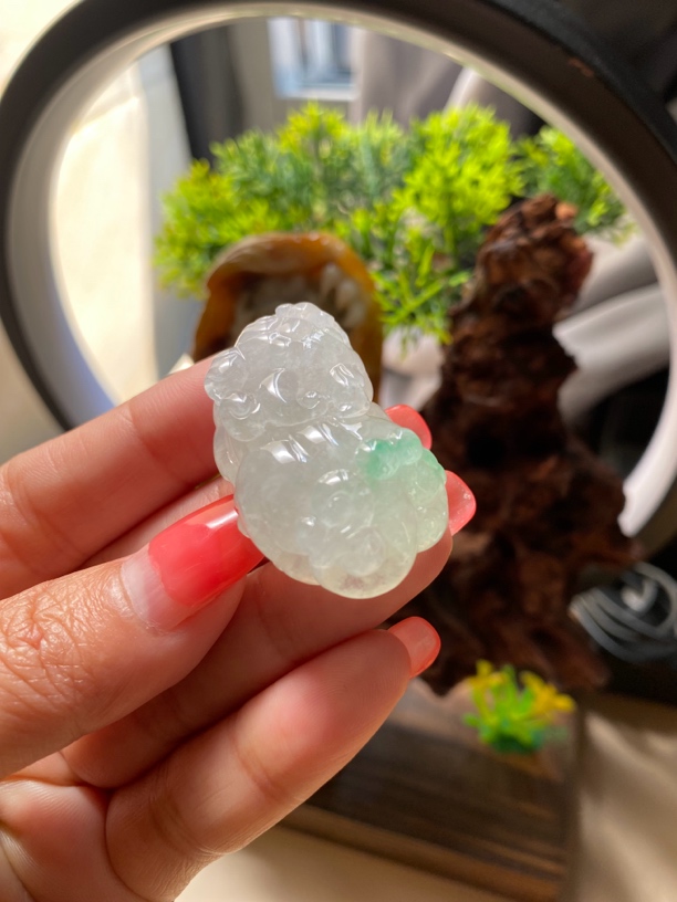翡翠貔貅挂件口含珠如意貔貅