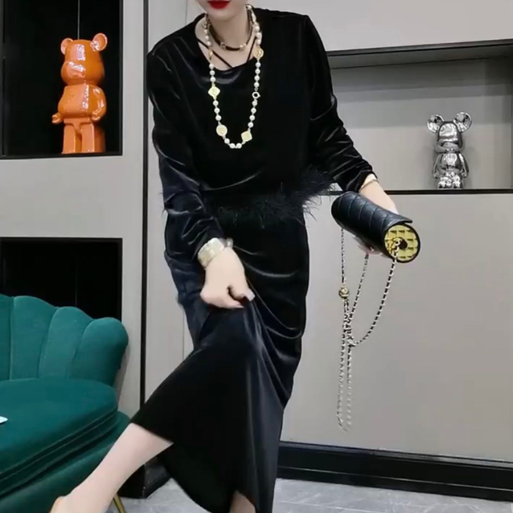 紫拉+8809#H新款羽毛边拼接黑色上衣女高腰开叉半身裙两件套