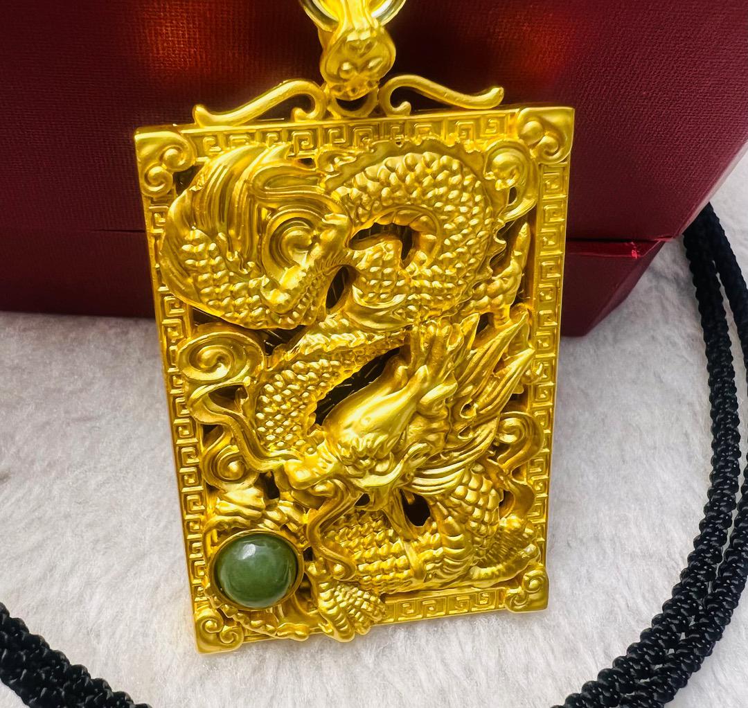 老板专属 龙牌镶嵌和田碧玉吊坠