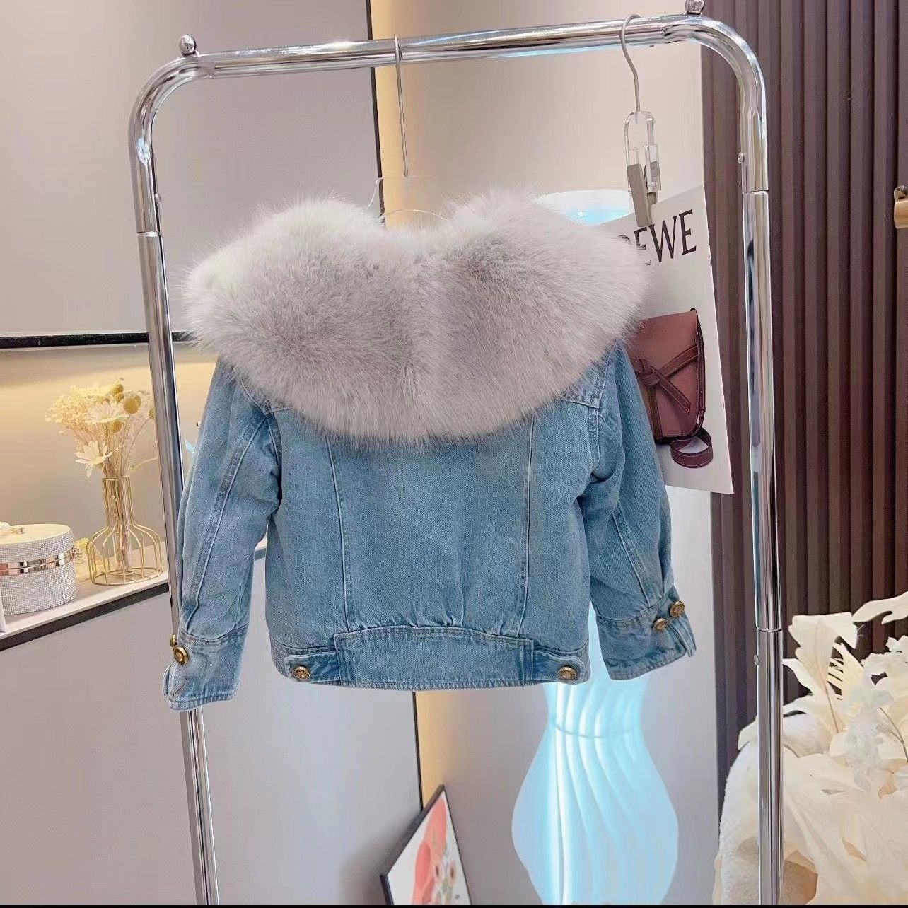 女童牛仔外套冬季2023新款洋气时髦女宝宝加绒加厚儿童秋冬装上衣