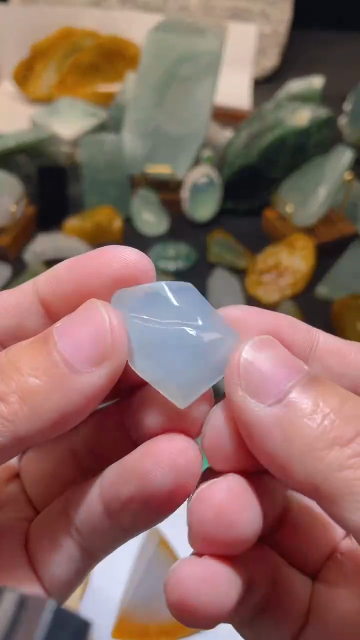 【闪购商品】定制翡翠未镶嵌翡翠