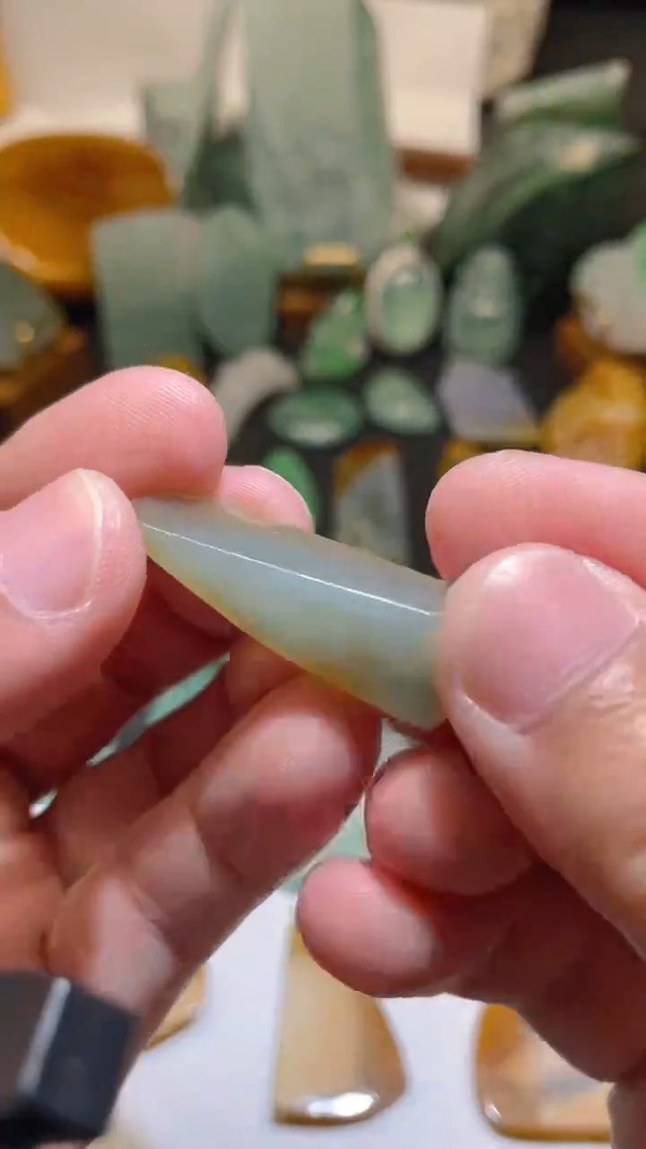 【闪购商品】定制翡翠未镶嵌翡翠