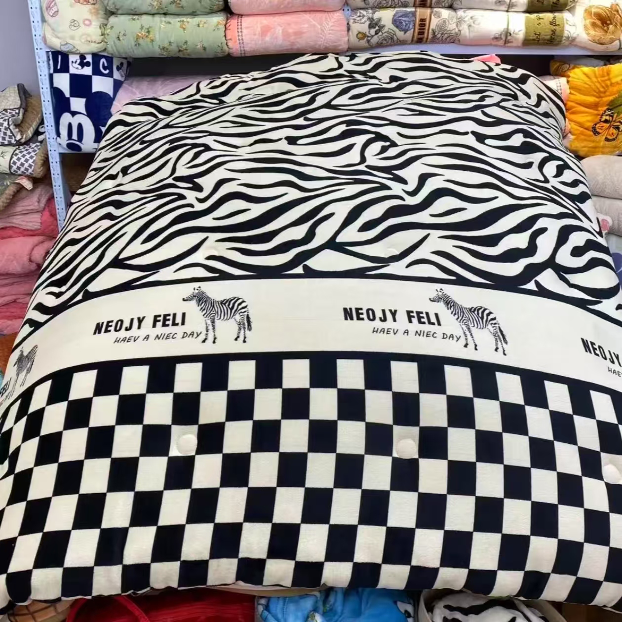 轻奢斑马纹牛奶绒双人冬被2.0x2.3m高端保暖加绒加厚冬季被子