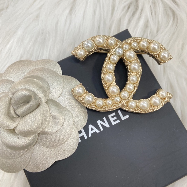 99新 Chanel/香奈儿 精致优雅素款珍珠百搭小香风胸针
