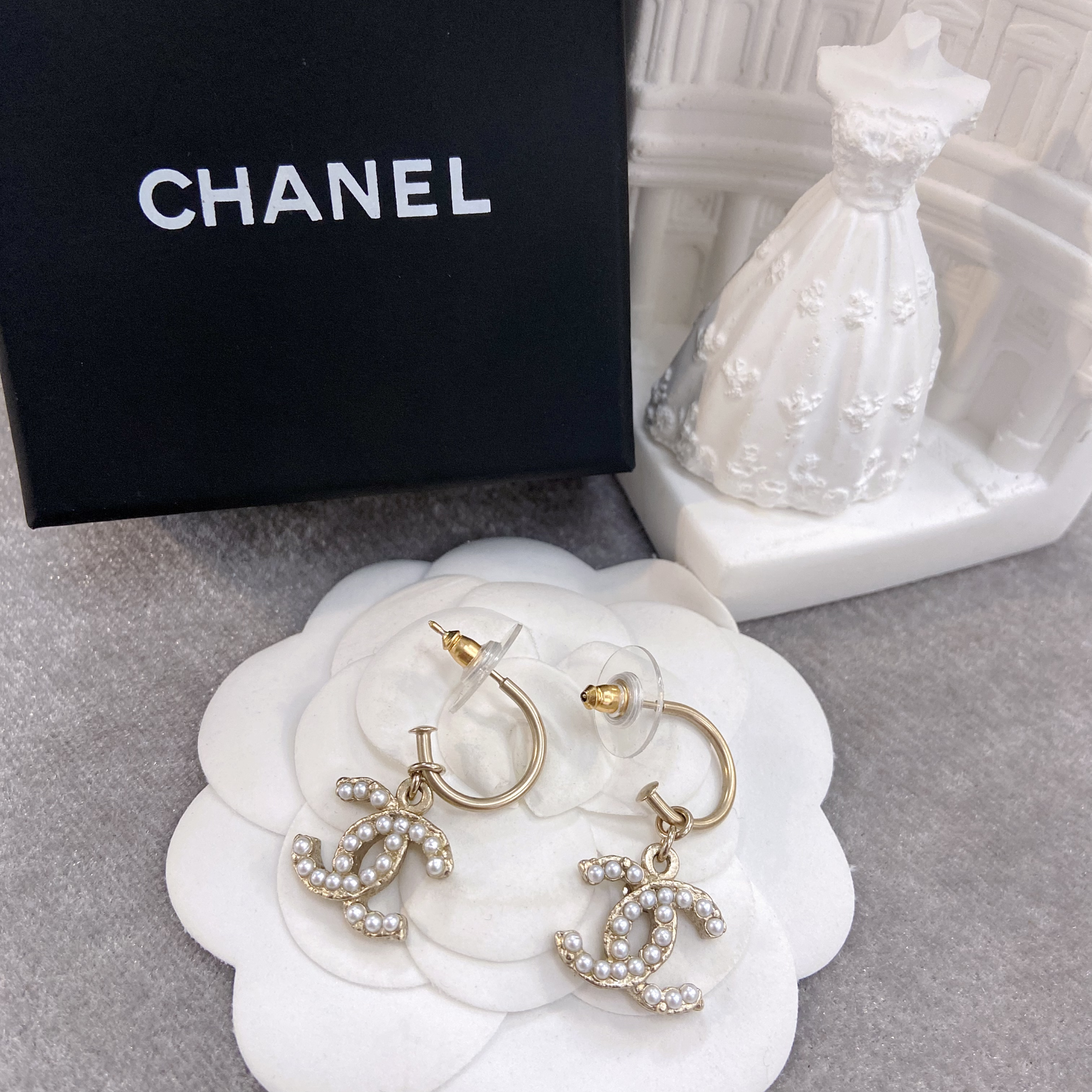 全新未使用 Chanel/香奈儿 法式气质素款珍珠小香风耳钉耳钩A