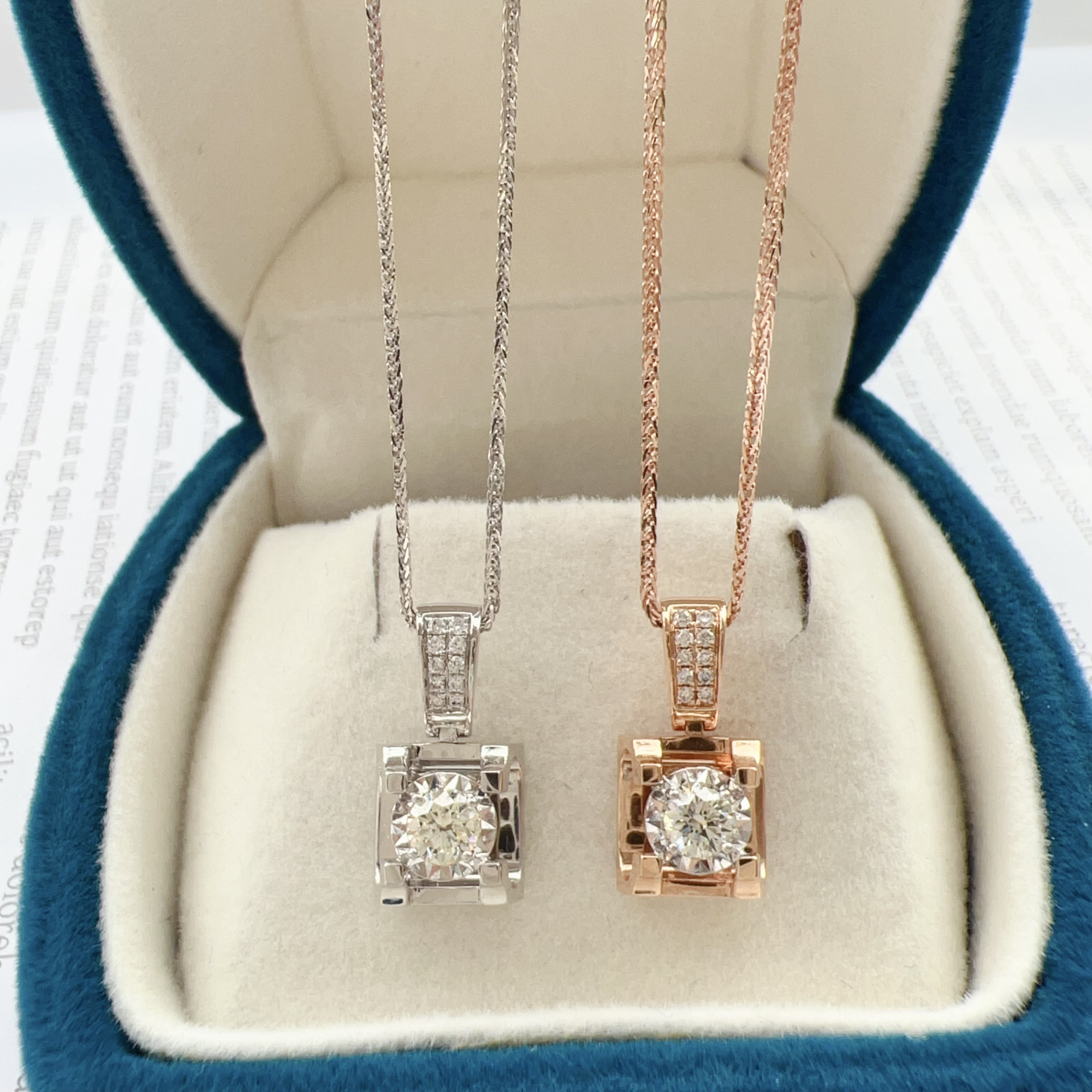 18K金时尚经典轻奢车花钻石牛头套链（多样性发其一）