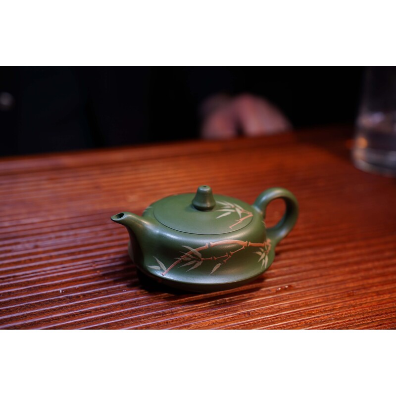 绿泥曲壶紫砂壶【维】