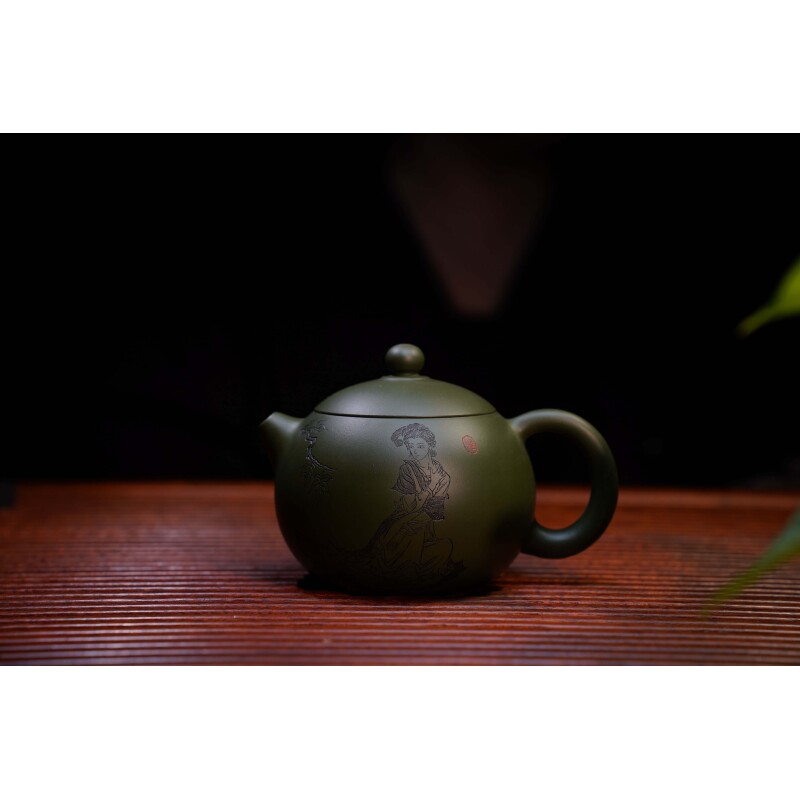 绿泥美人西施壶【维】