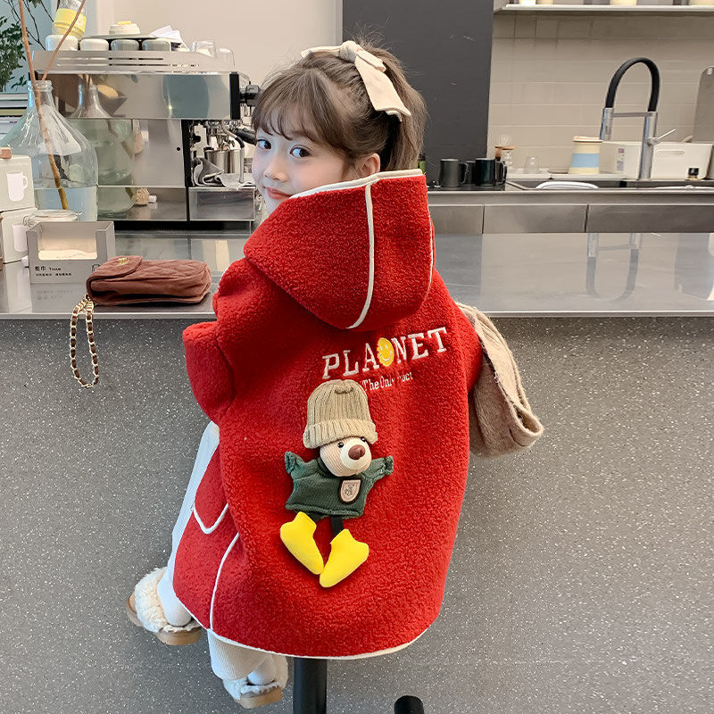 中大童外套羊羔绒2024新款洋气儿童冬季小女孩红色加厚毛毛衣