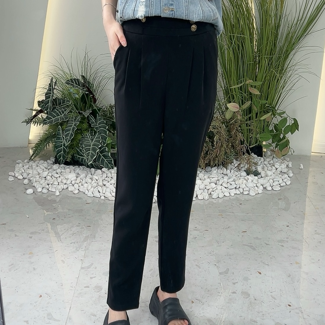 Lagogo/拉谷谷LAGOGO拉谷谷专柜新款黑色西装休闲裤