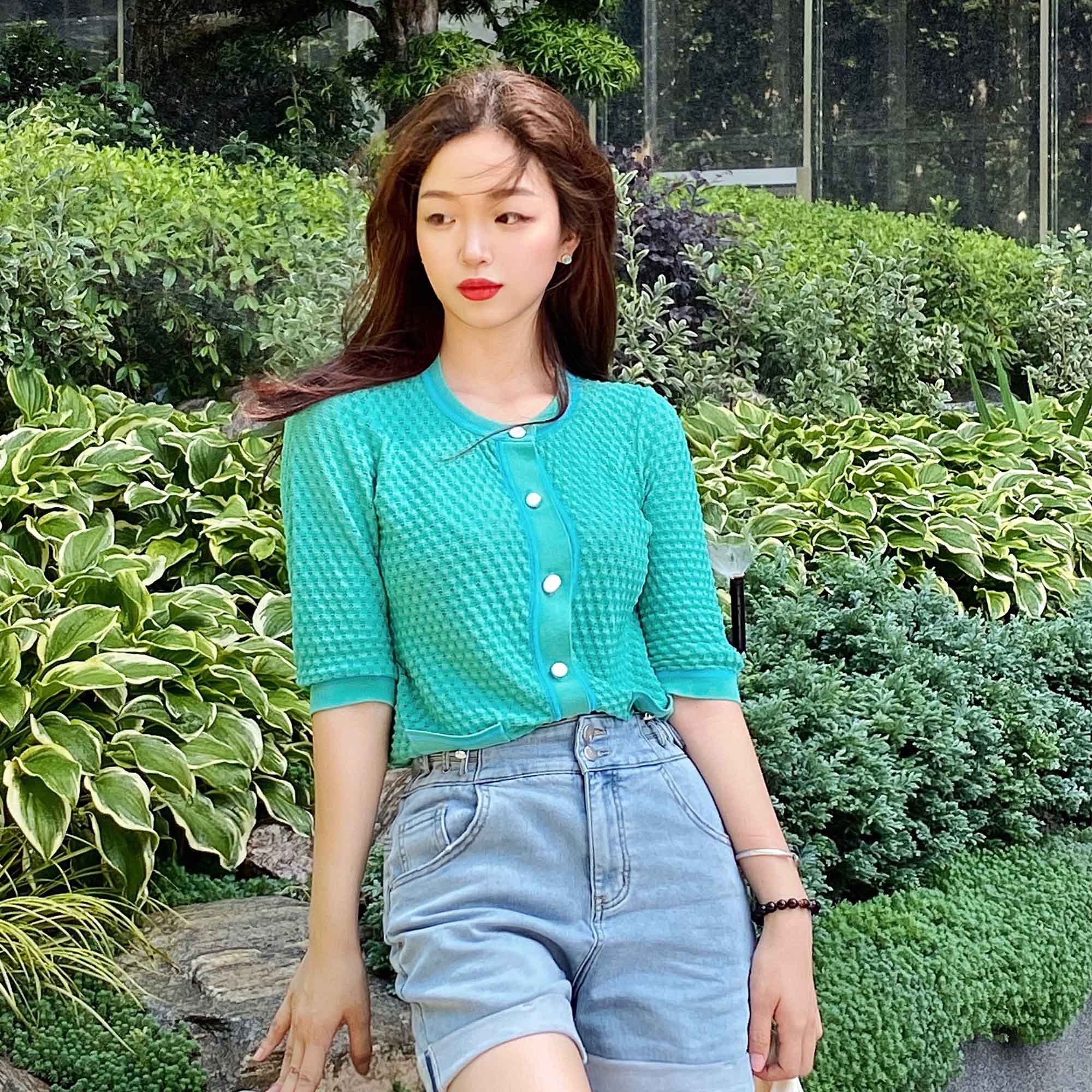 LAGOGO春夏绿色显白短袖纽扣可打开遮肉显瘦时尚百搭夏季印花常规