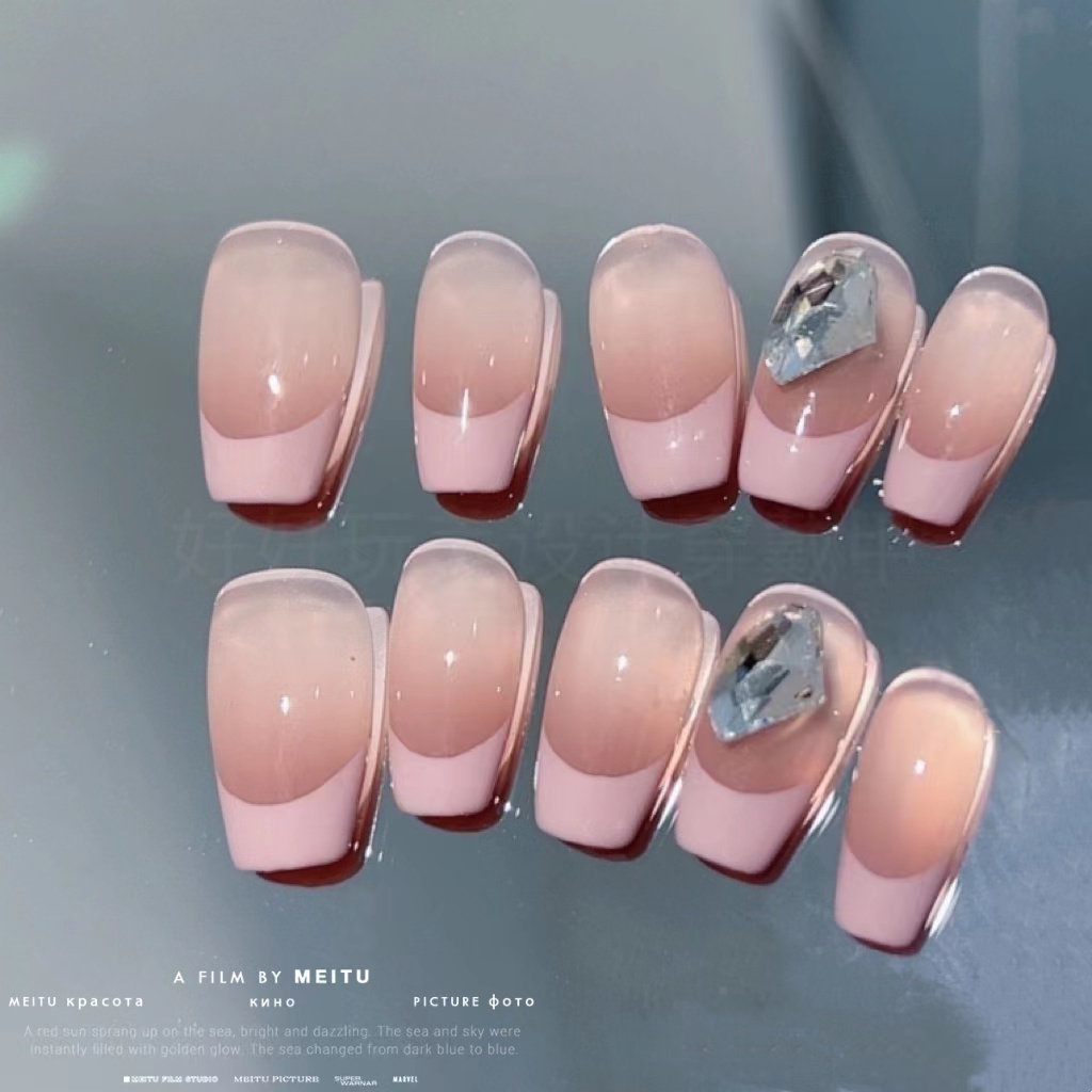 万能搭~法式月牙百搭简单高级感可拆卸纯手工穿戴式甲片