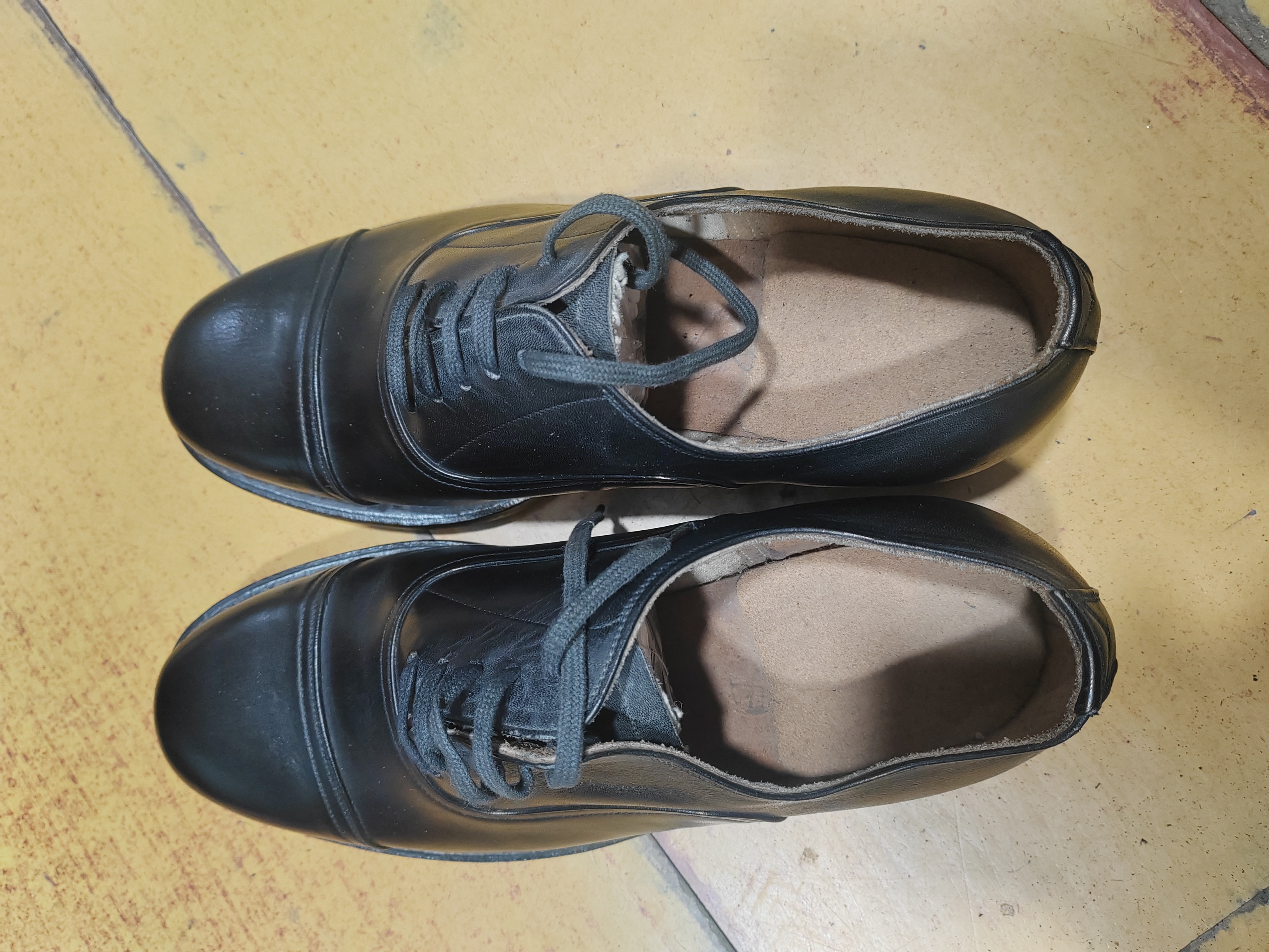 头层真皮男士休闲商务皮鞋吸汗透气不包边78式三节头休闲鞋