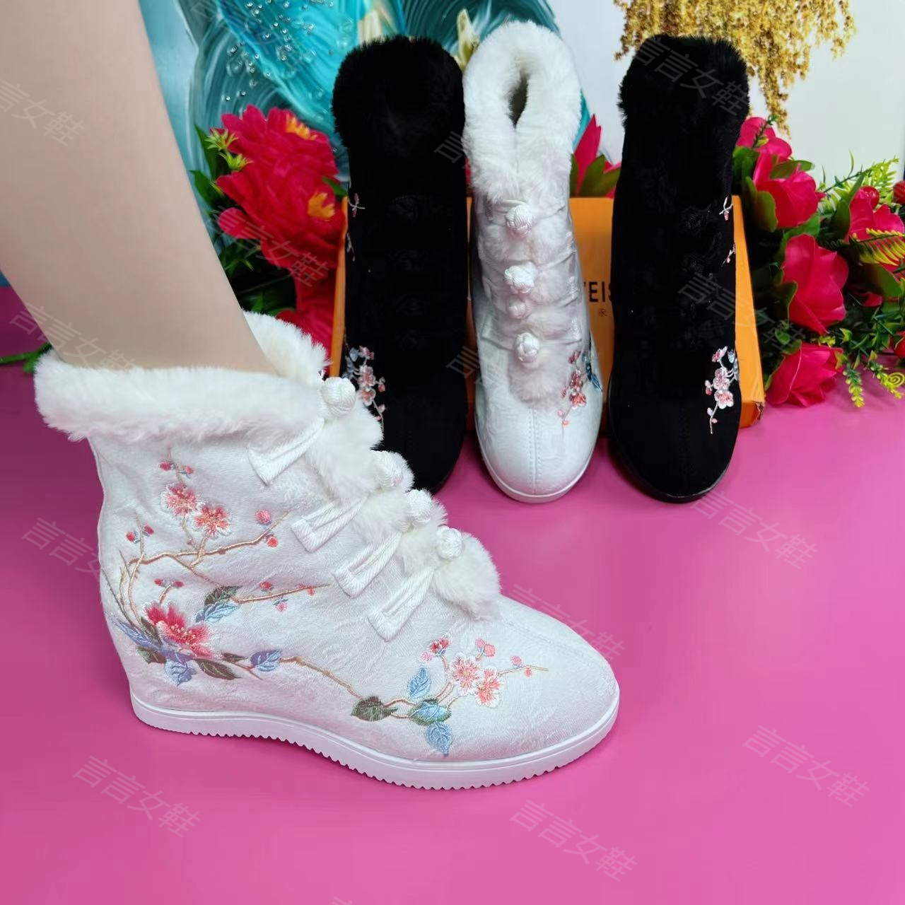 2025冬季新款老北京民族风加厚保暖软底舒适绣花棉鞋～2988