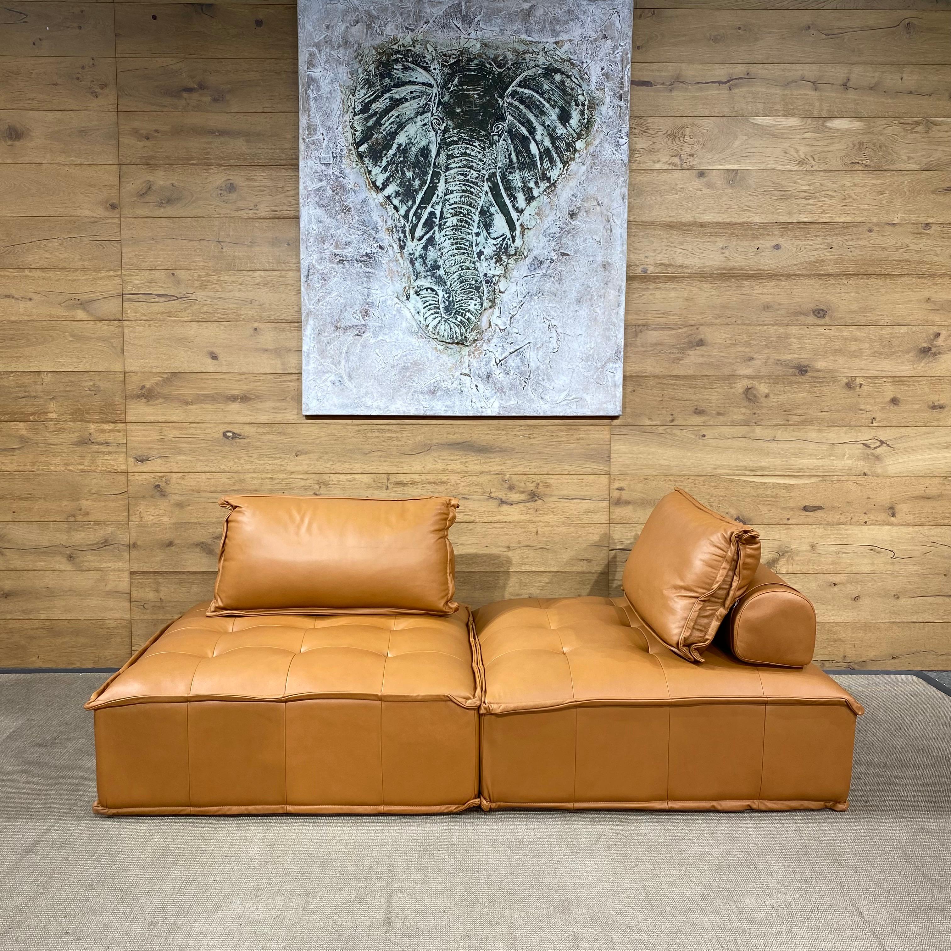 348单位休闲沙发黄皮/橙色，尺寸1000*1000*760