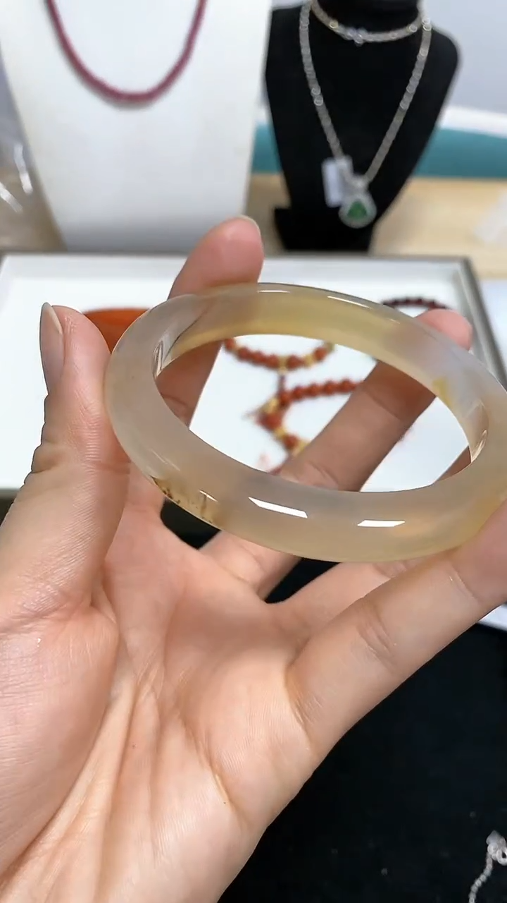 【闪购商品】玛瑙/玉髓颈饰未镶嵌AA11