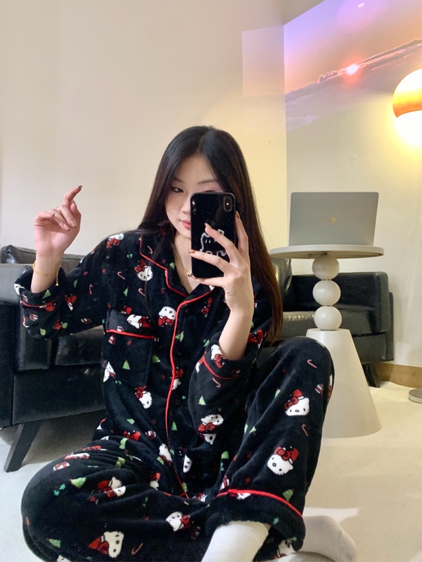 【黑色圣诞猫】日系甜美睡衣女卡通凯蒂秋冬长袖法兰绒家居服套装