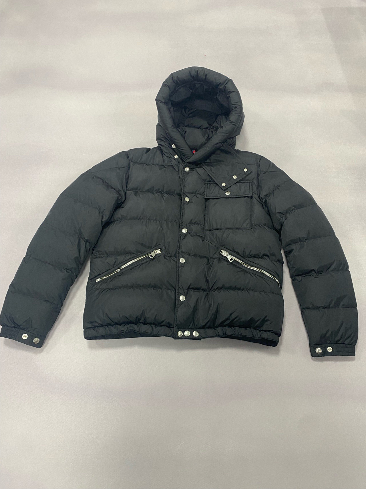 moncler蒙口 厚款连帽黑色羽绒服 2码/9.5新