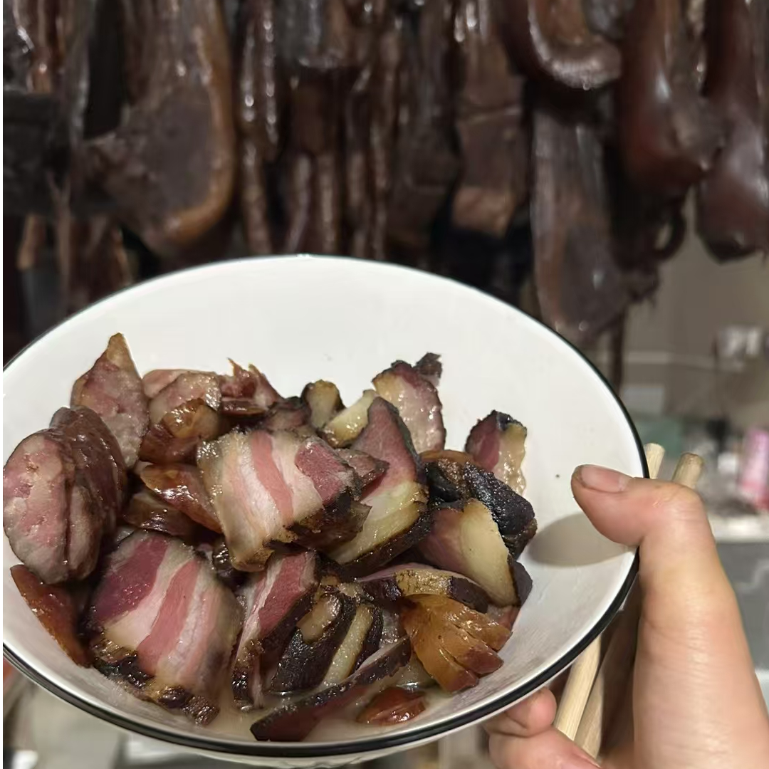 贵州农家土猪腊肉五花肉后腿肉腊肠柴火烟薰