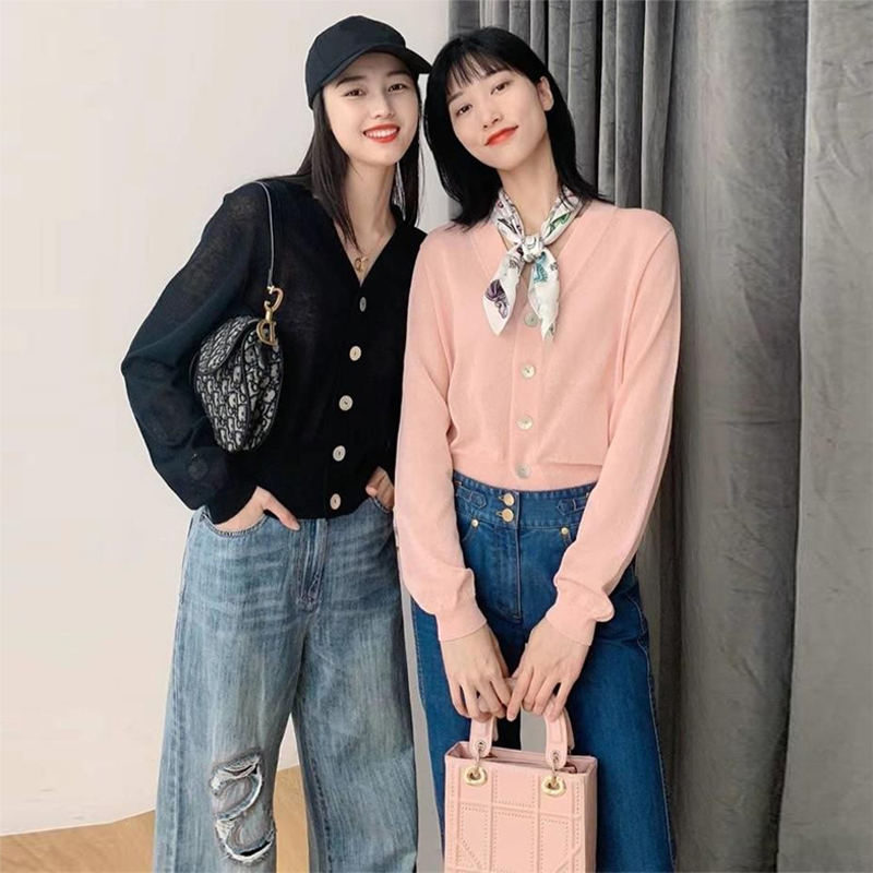 【商场同款】长袖针织衫早春网红气质V领薄款宽松开衫上衣女5499132