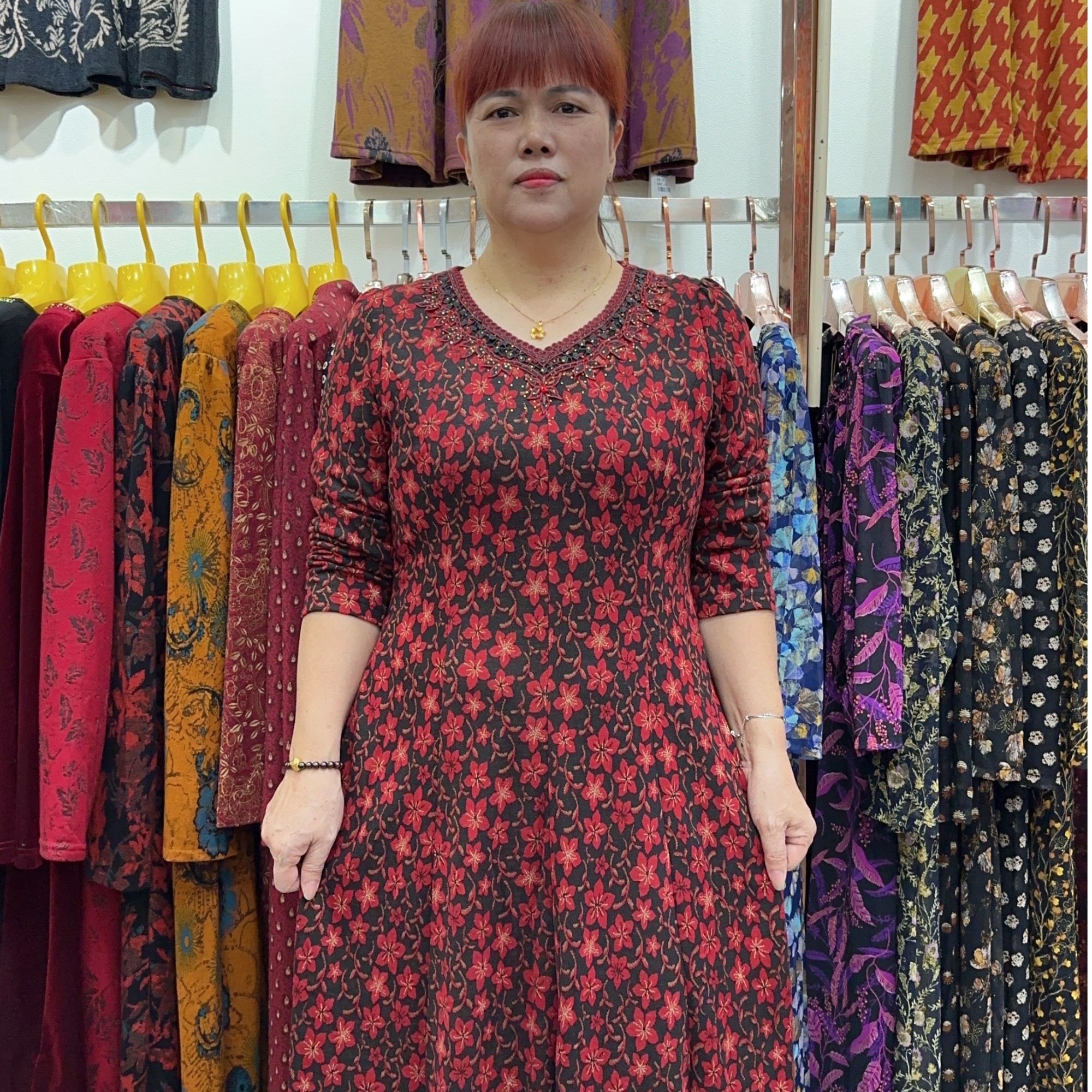 2024新款冬季中老年妈妈连衣裙长袖碎花气质大码花色妈妈连衣裙