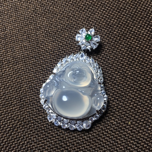 天然玛瑙玉髓挂件冰透弥勒佛吊坠手工精雕时尚男女款气质项链饰品