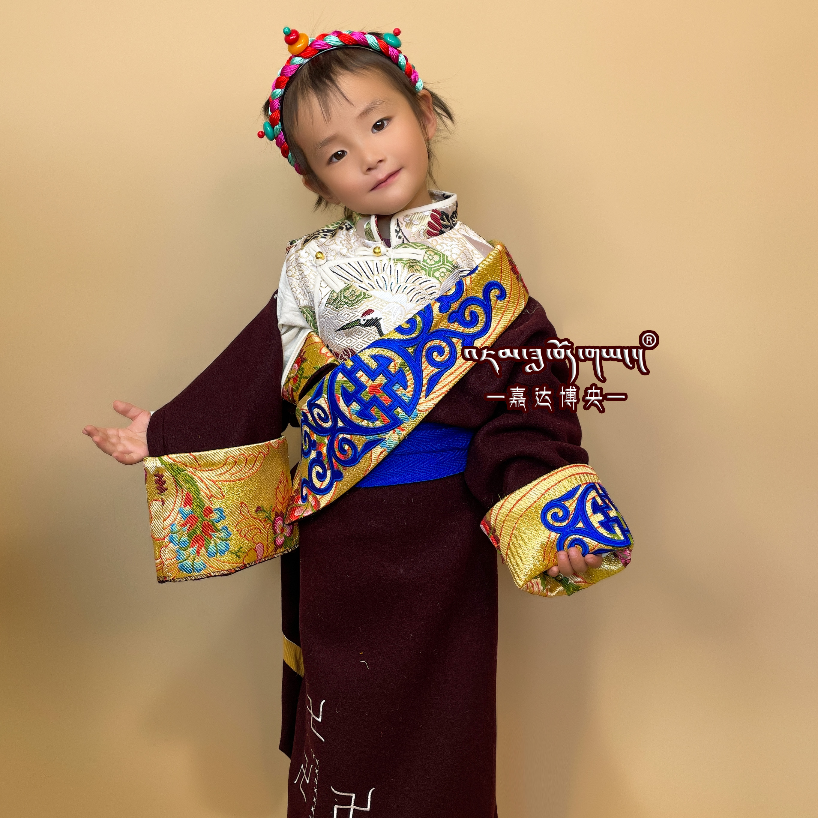 西藏服装绣花领儿童舞蹈藏袍毛呢藏式长袍拉萨康巴小姑娘藏服裙子