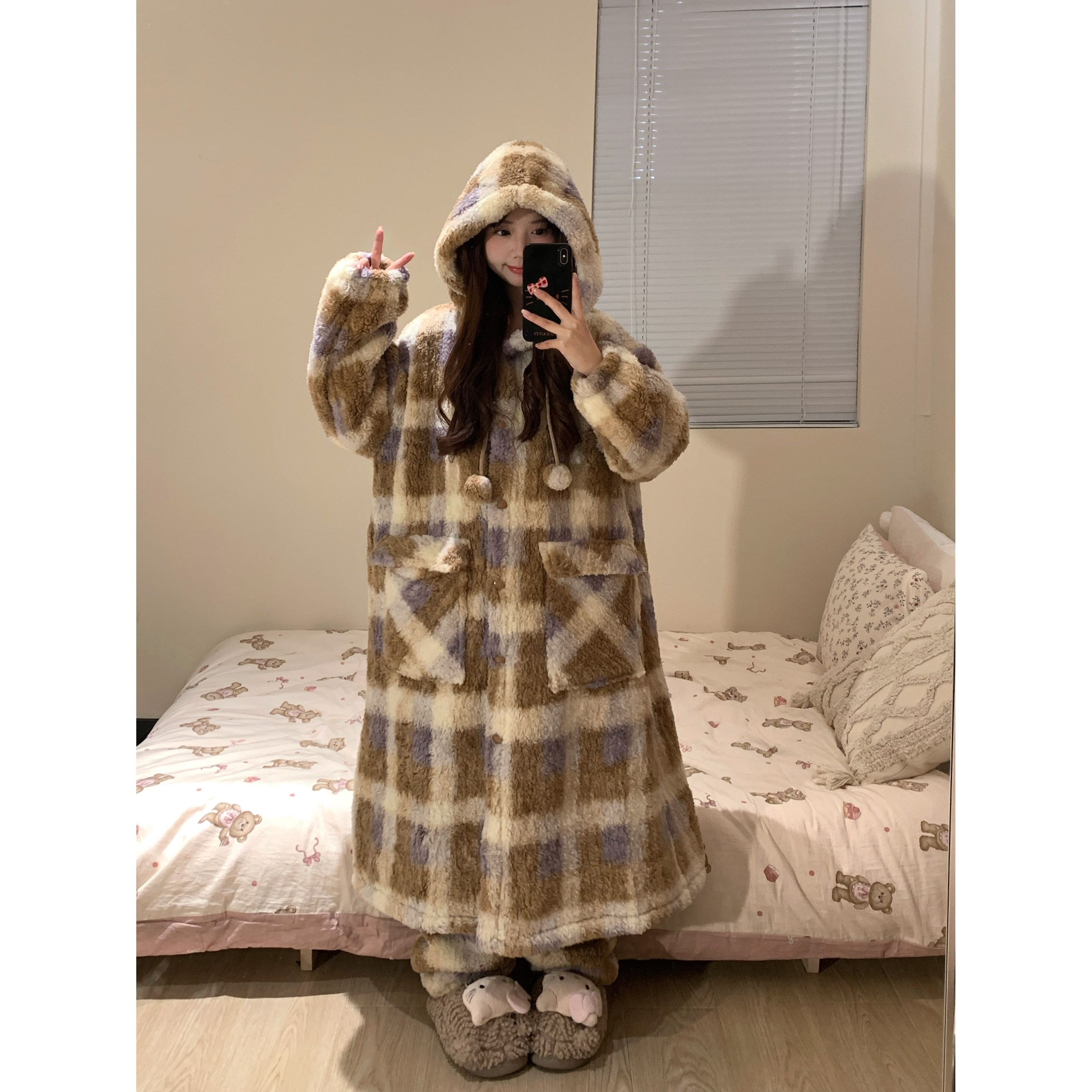 甜美少女格纹珊瑚绒睡衣女冬季保暖加厚毛绒绒睡袍长裤套装家居服