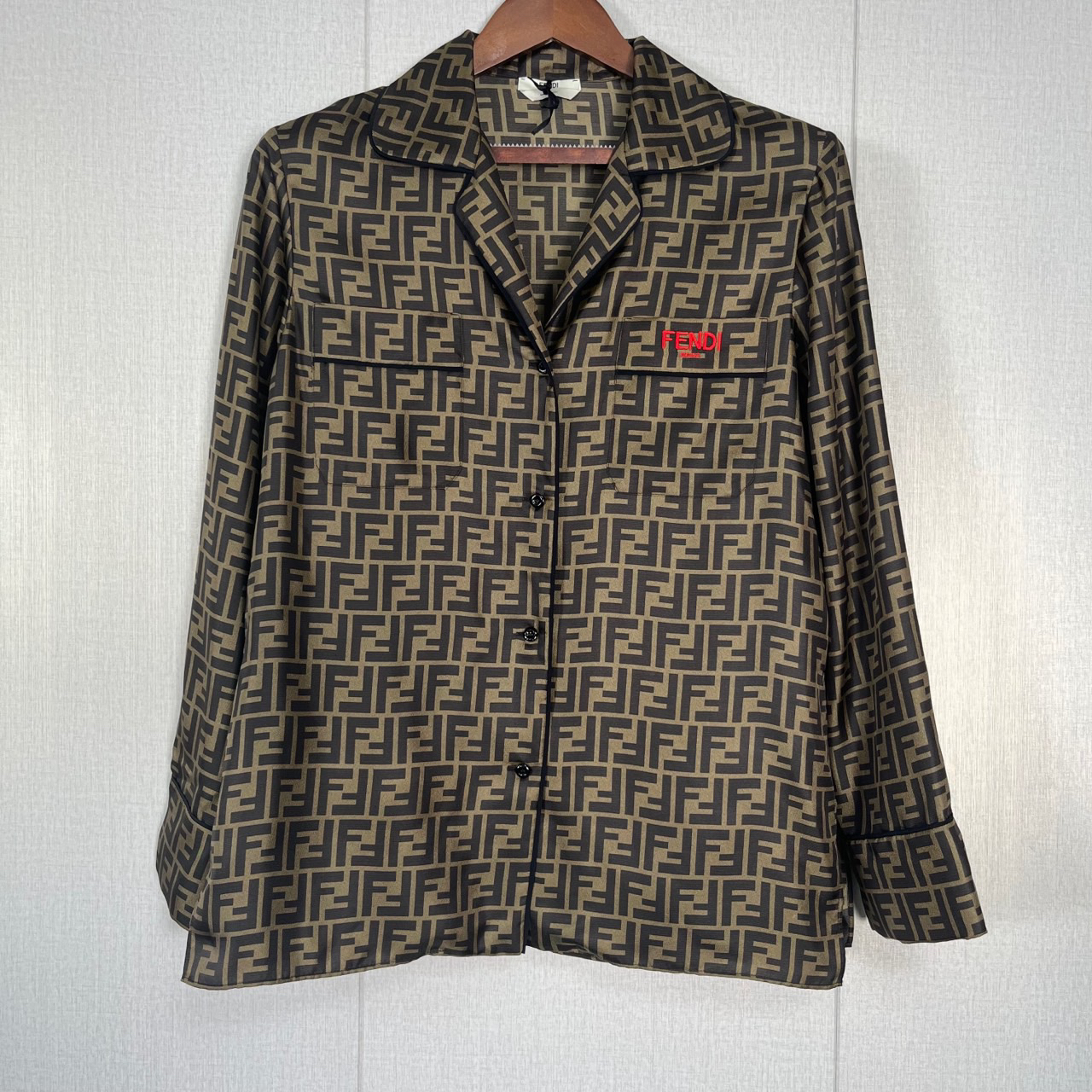 Fendi 满印长袖衬衣/42码/99新/10473