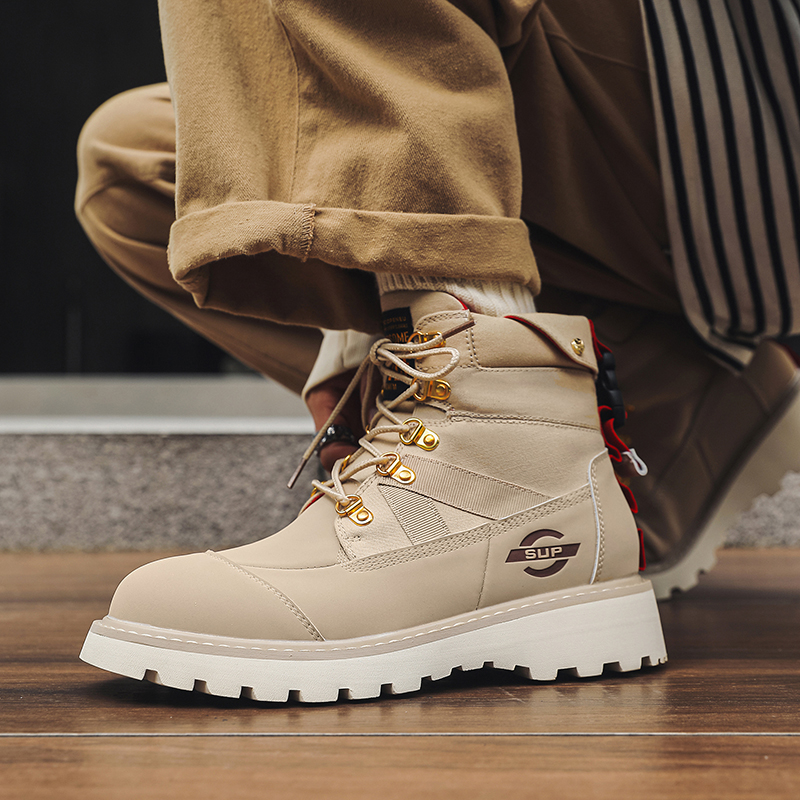 男士时尚休闲百搭秋冬英伦马丁靴潮流青年防滑耐磨日常高帮鞋