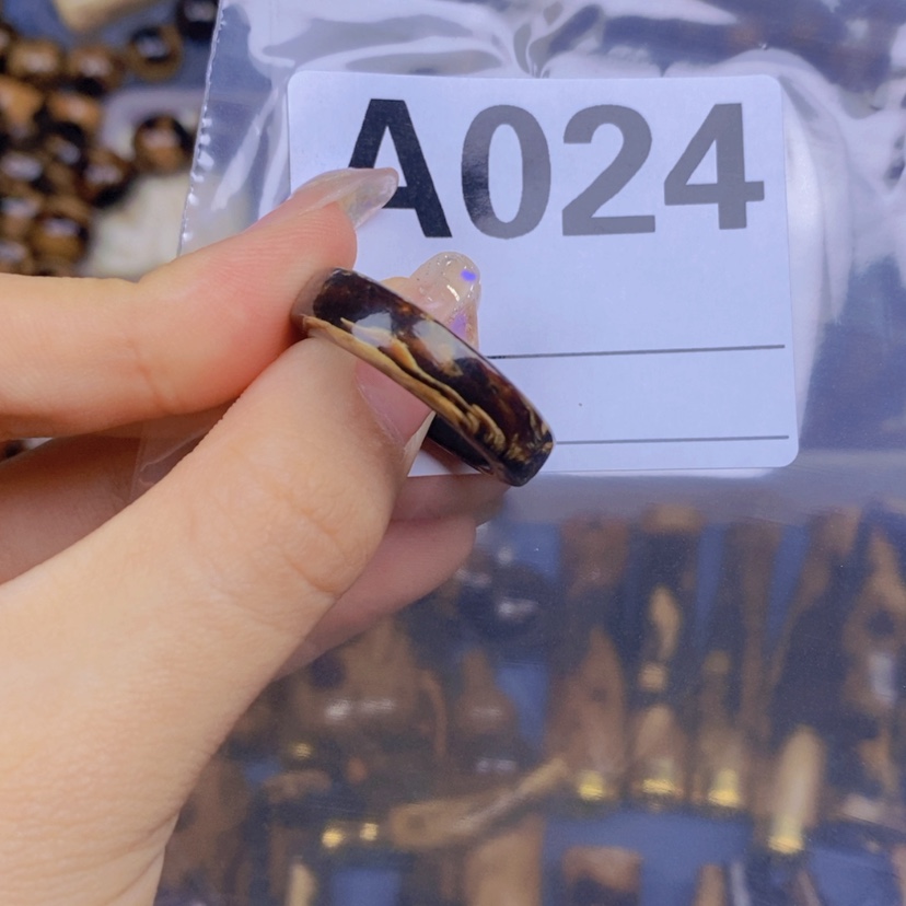 【闪购商品】手串根雕用****4