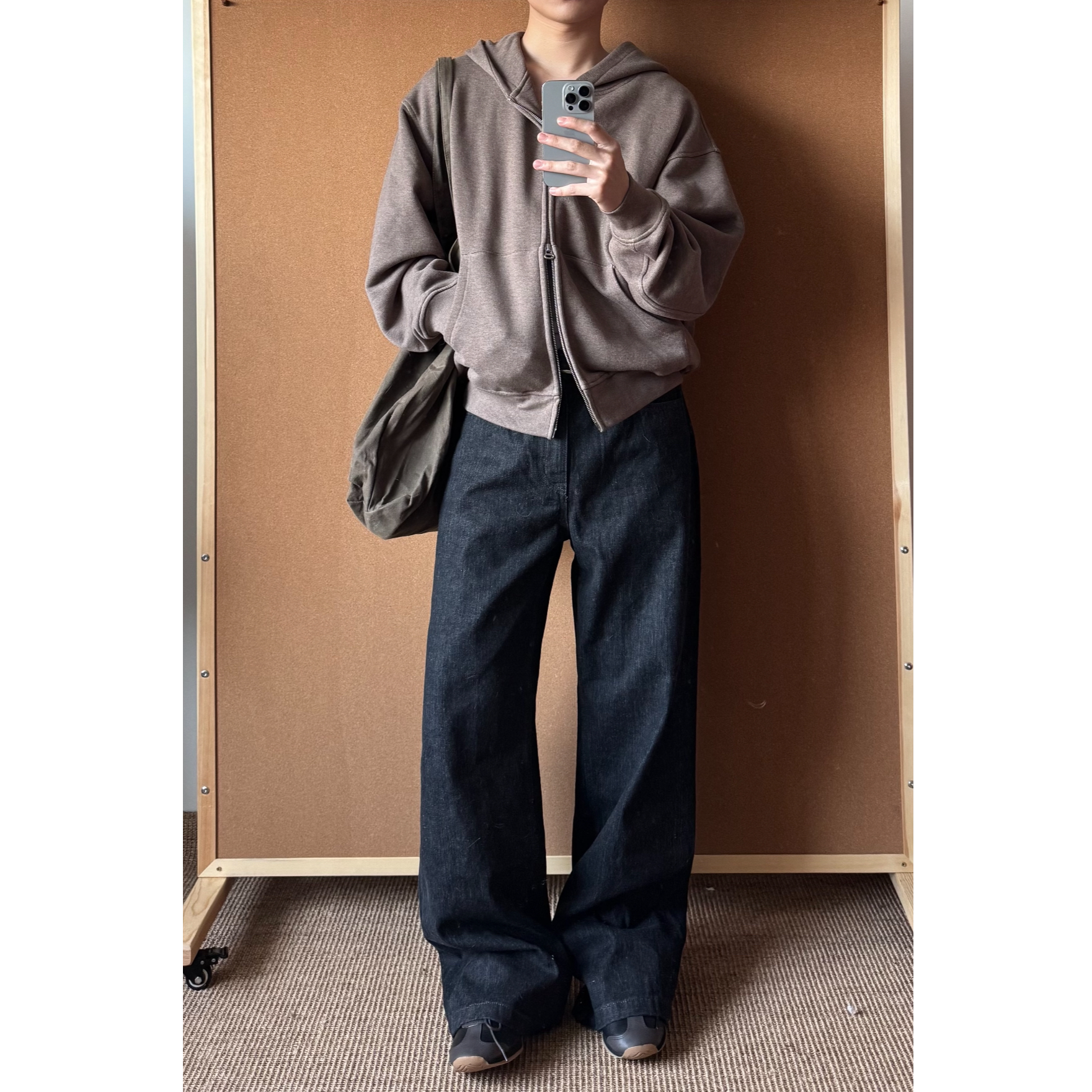 Xanvas高端系列14.5oz黑色赤耳窄幅红边A字牛仔裤