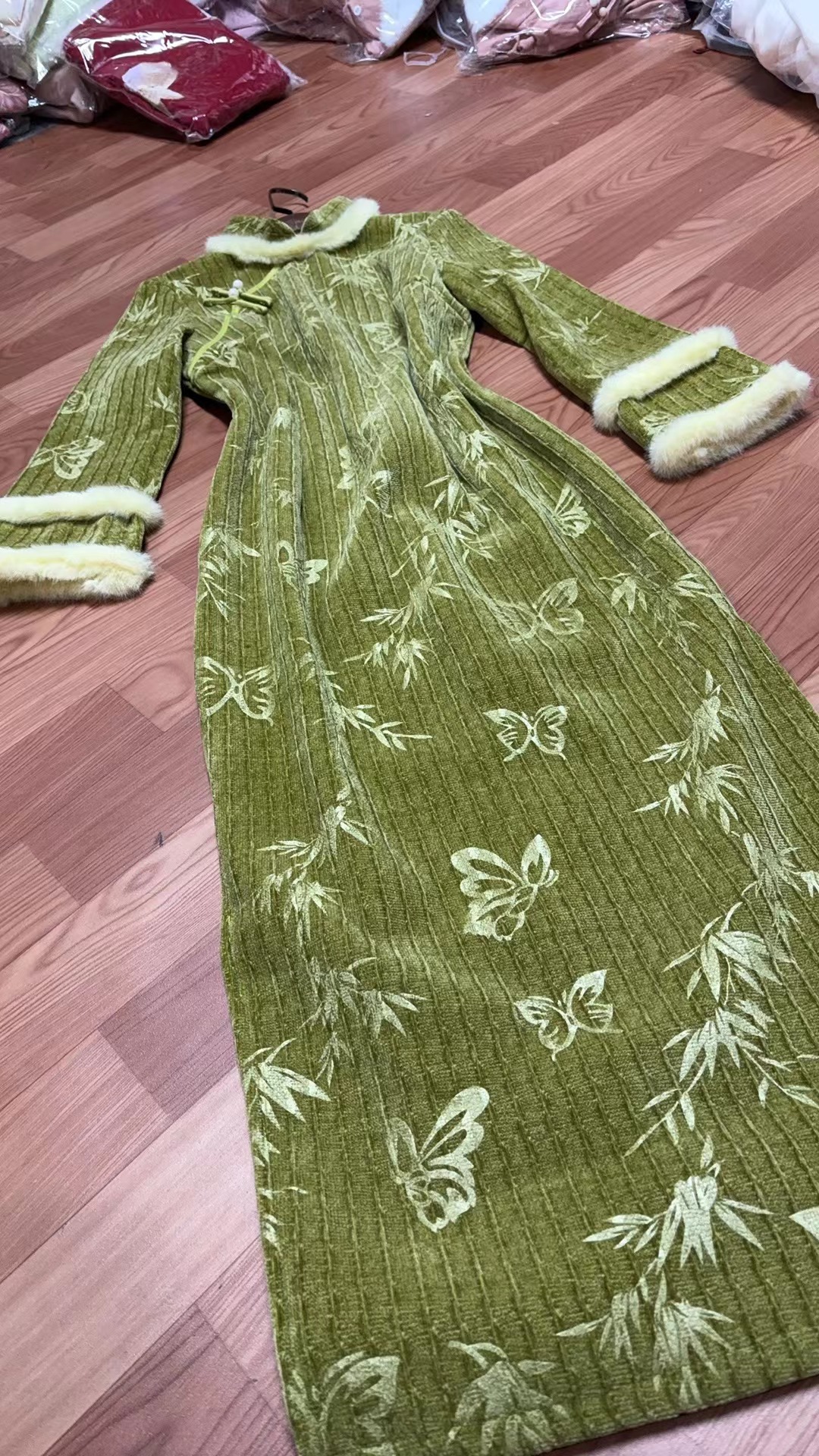 790-绿色 压花 蝴蝶竹子 古法 旗袍