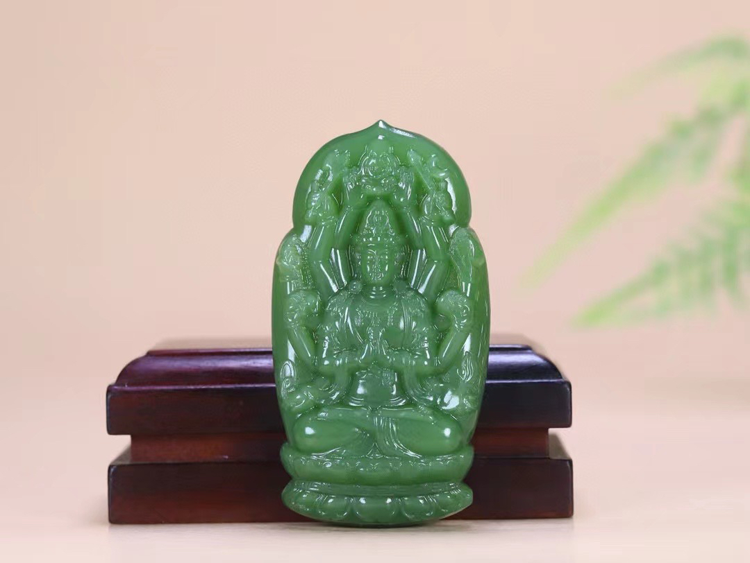 【珍藏】和田玉碧玉精雕观音吊坠项链