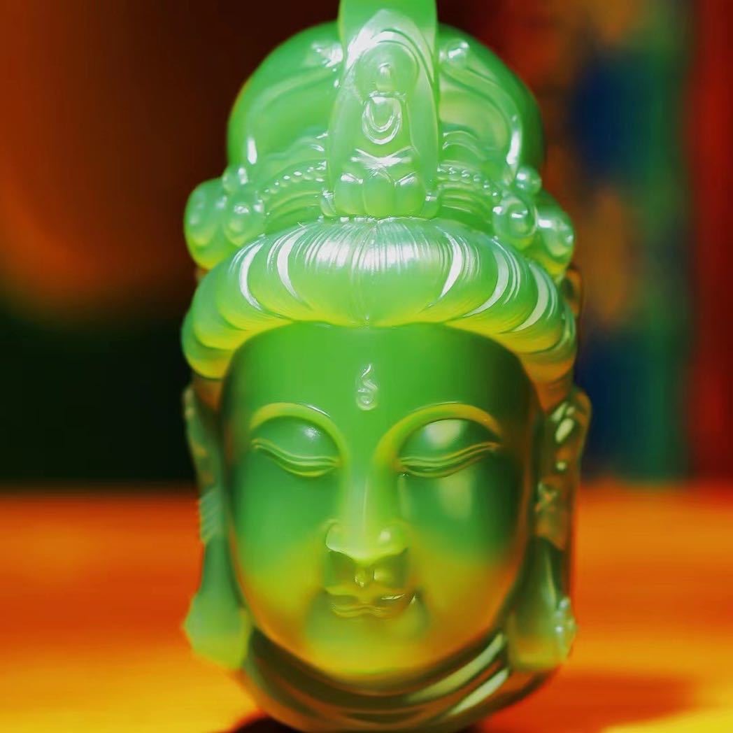 和田玉精品挂件精雕碧玉