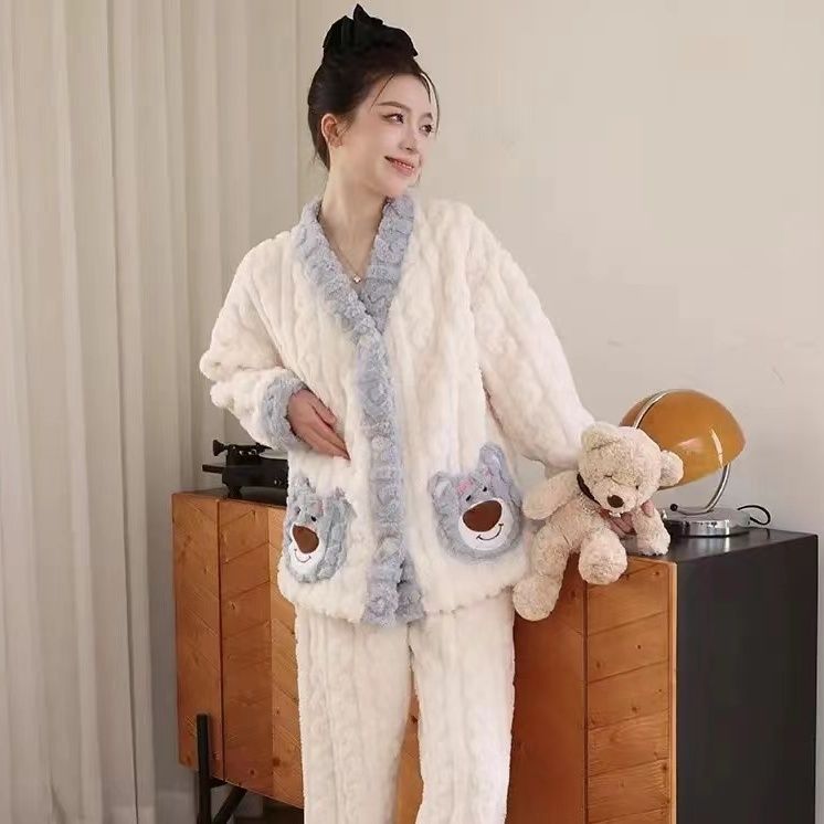 新款女秋冬套装法兰绒保暖可爱学生珊瑚绒舒适家居服可出门睡衣
