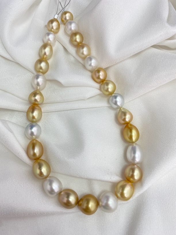 杰泉珠宝&13-15.3mm 金白混彩项链