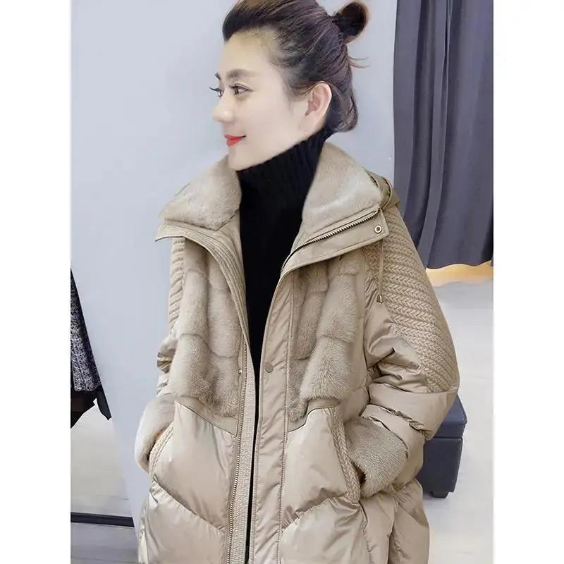波司断码杏色毛领中长款羽绒服欧洲站2023年冬季新款时尚拼接加厚