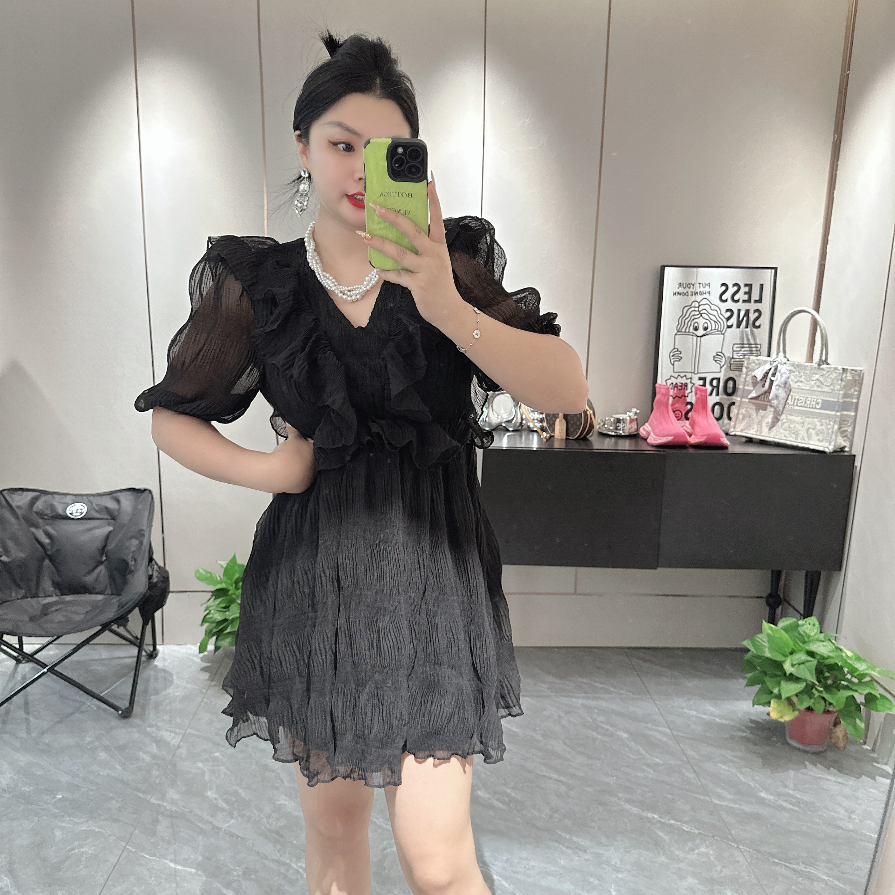 「鞠环环150斤显瘦穿搭推荐」夏季蓬松设计收腰显瘦出行拍片连衣裙