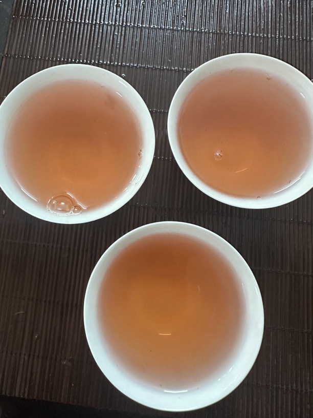 凤凰内山水仙单丛茶之竹席伦