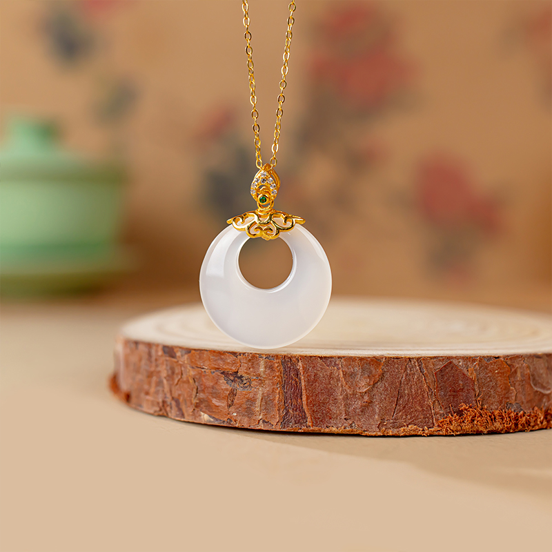 玉掌门-FL500-北极冰川系列-S925银镶嵌白玉髓公主扣时尚精品吊坠