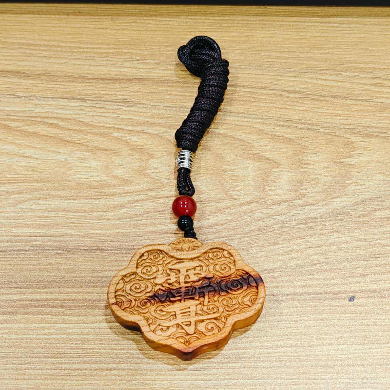 雷 桃  锁 吊坠 -112915