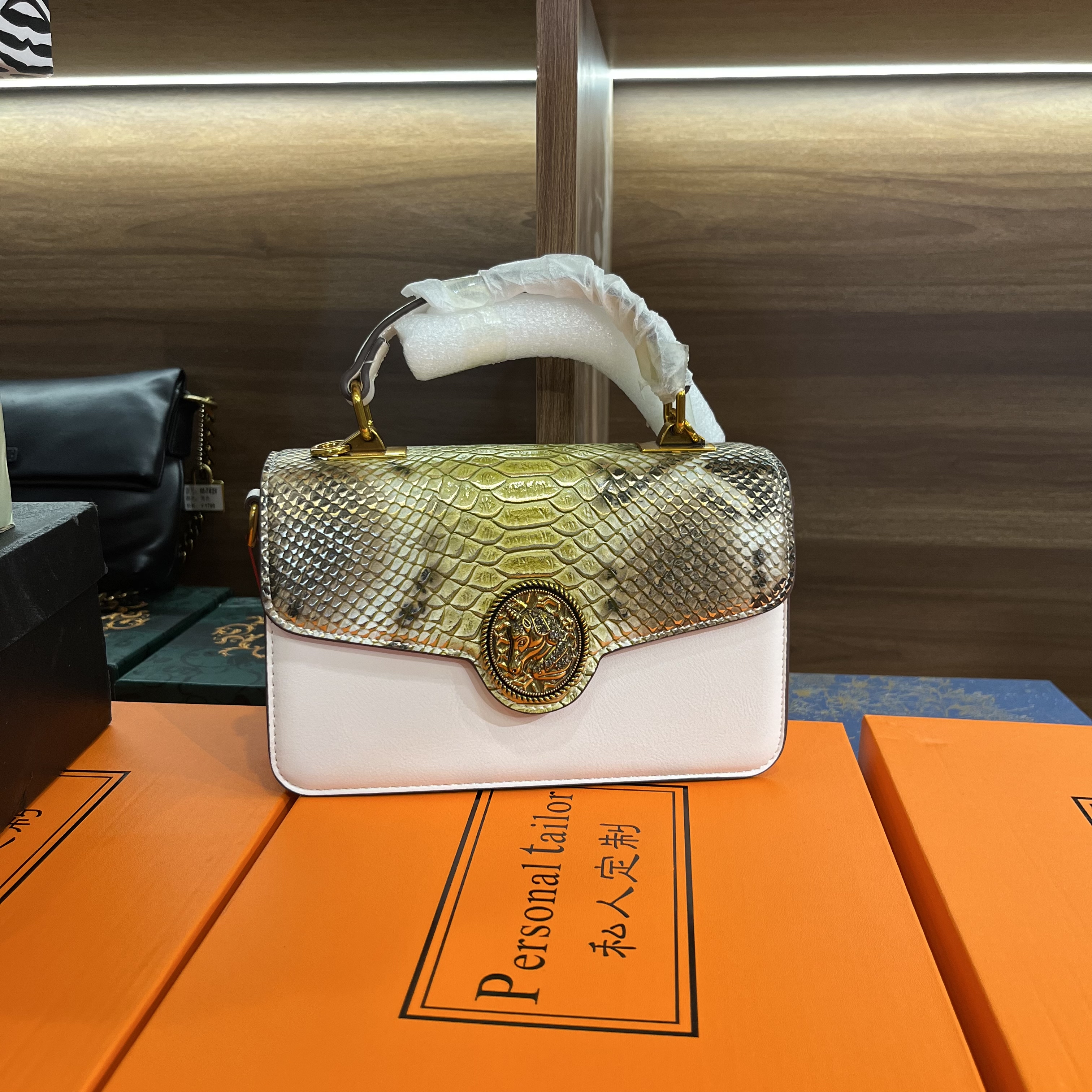 【LT奢品库】GP968新款女包洋气腋下小方包时尚轻奢潮流单肩斜跨包