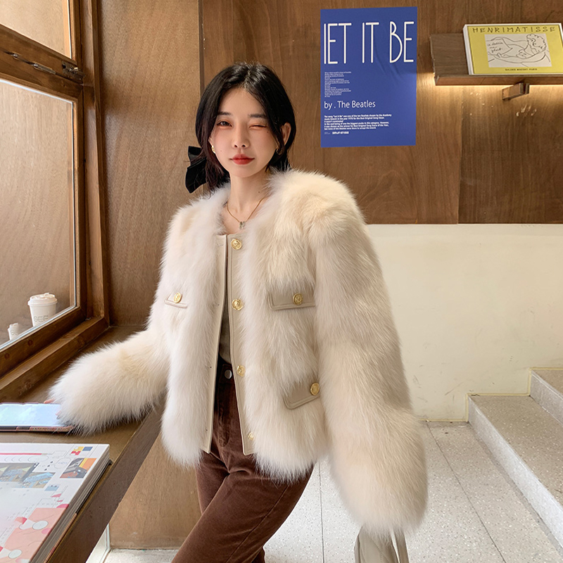  “威廉古堡”秋冬季新款毛毛宫廷气质小个子短款时尚毛外套27893#