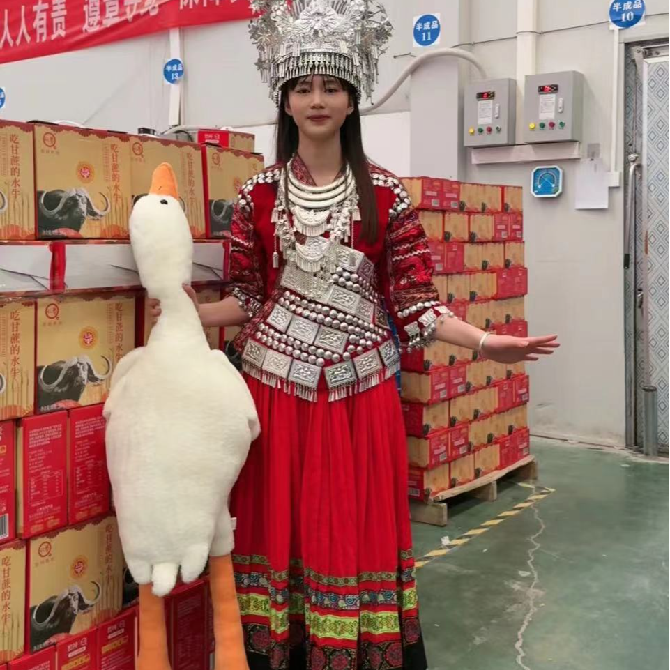 1.3米毛绒大白鹅玩偶