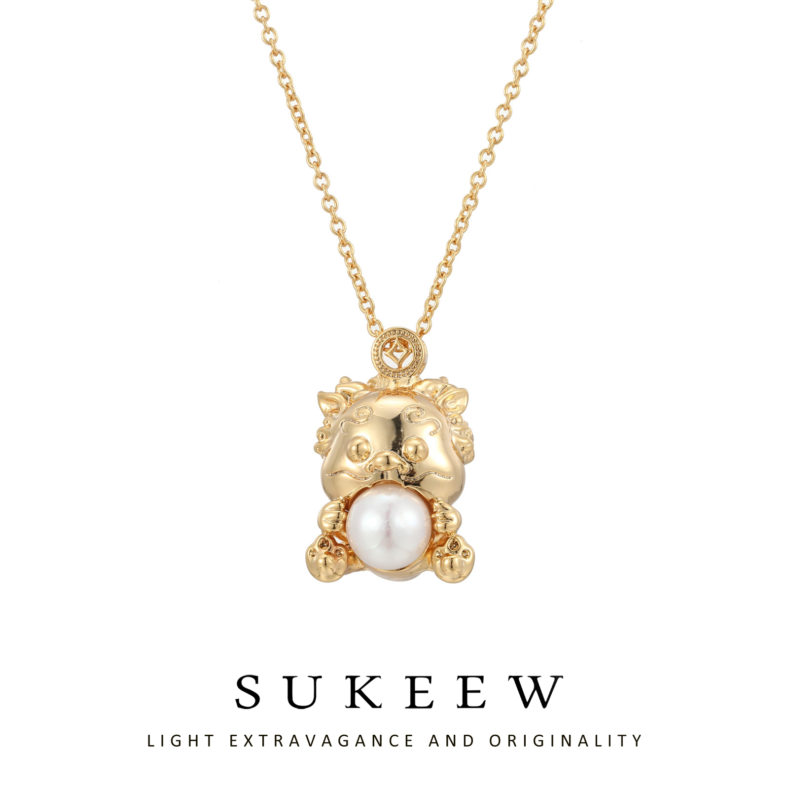 SUKEEW/酥可 镀k金 珠珠时尚抱珠龙优雅吊坠项链121915