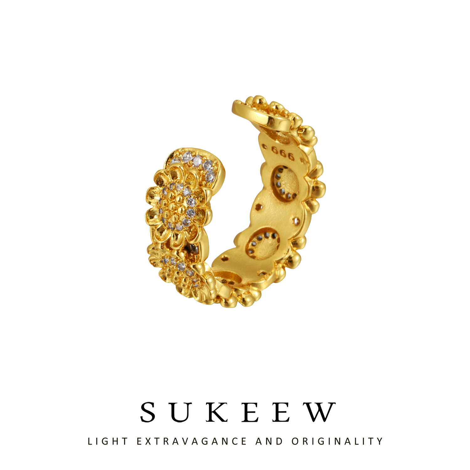 SUKEEW/酥可 铜合金合成锆石戒指 立体太阳花法式复古戒指538005