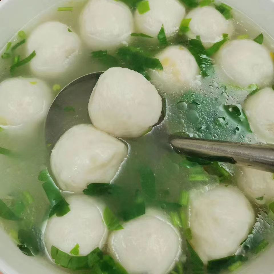 潮汕特产马鲛鱼丸火锅必备的美食材料