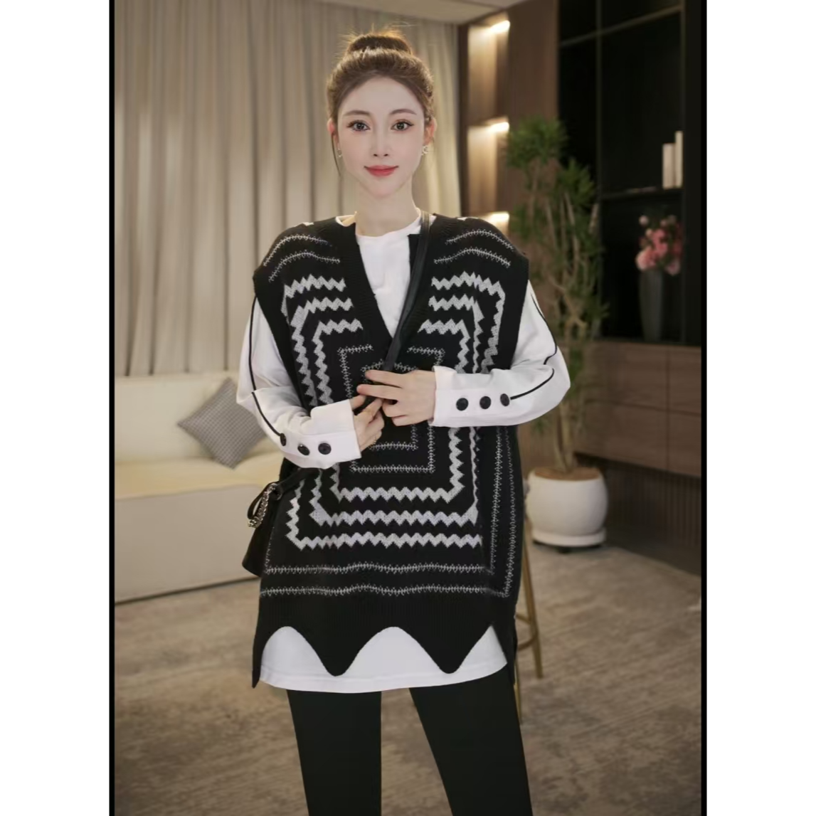 【现货秒发】豆子优选-新款春季通勤风高定几何宽松针织马夹DZ96107