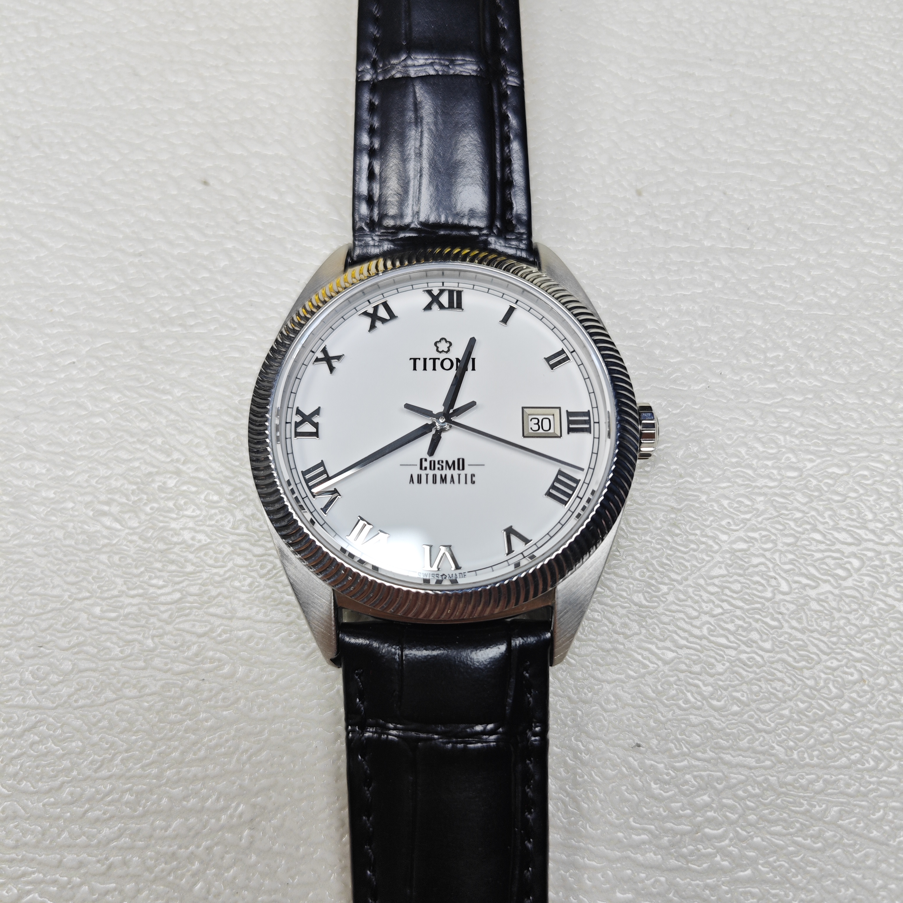 95新 Titoni/梅花 宇宙系列/40mm/自动机械/单表